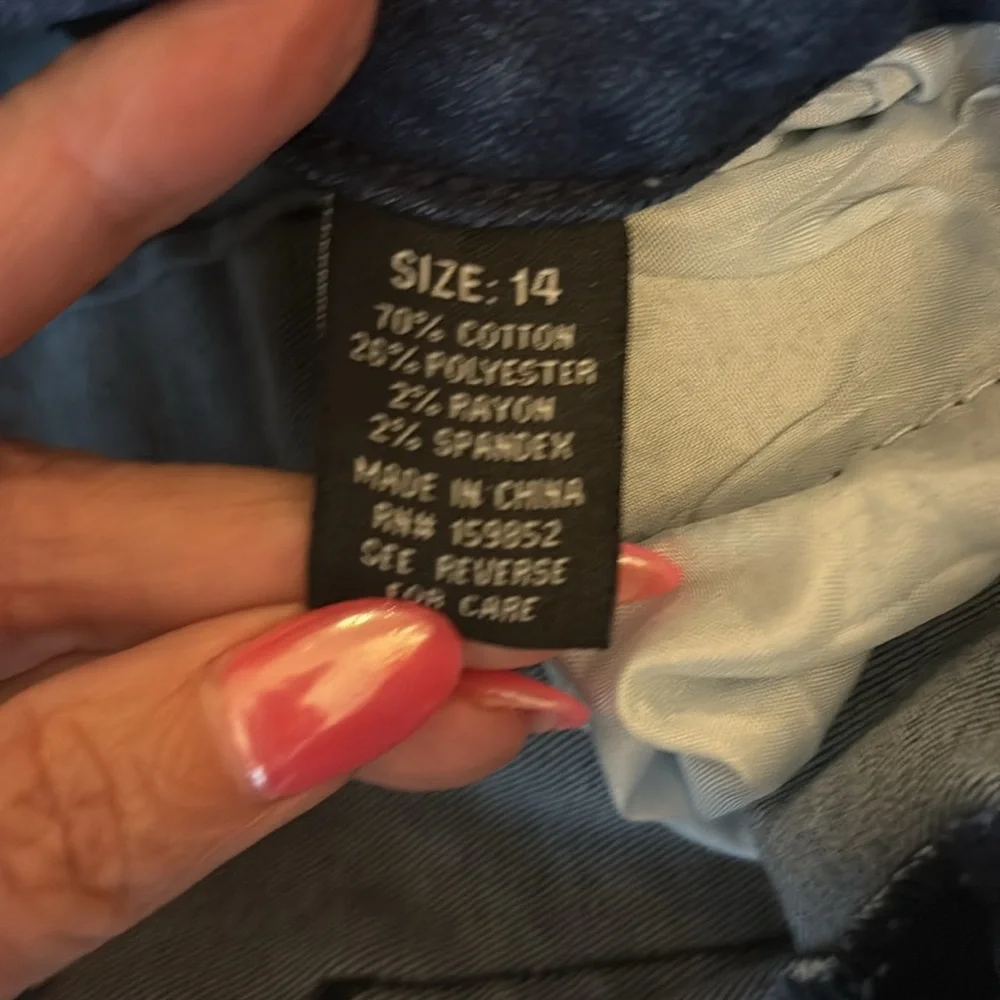 Fire and Rain Flare Wide Leg Jeans with Floral Embroidery/ Size 14 - Picture 3 of 9